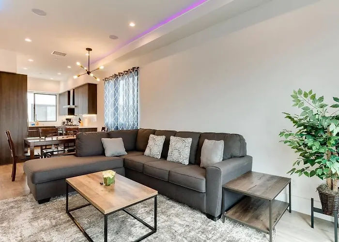 3 Luxury Modern Homes 12 Bedrooms & Rooftop Decks